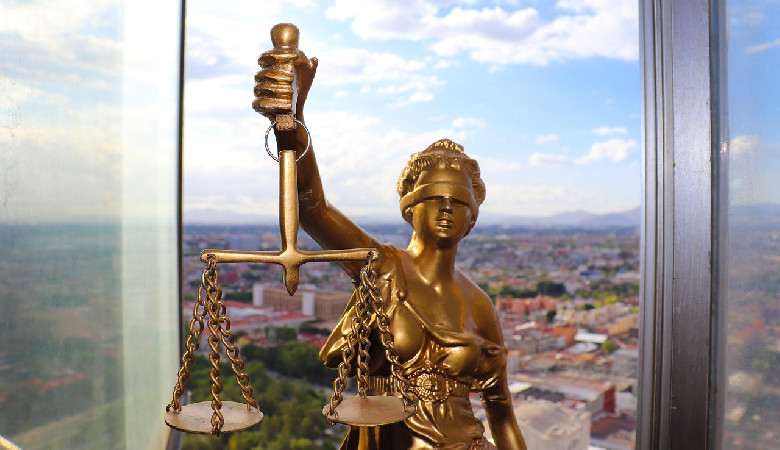 Abordaż tankowca - czy to zgodne z konwencją UNCLOS?