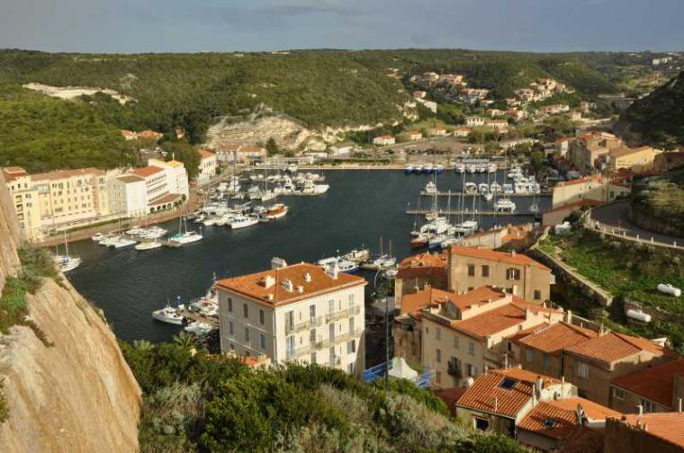 Sardynia i Korsyka - Bonifacio, Porto Cervo, La Maddalena, Lavezzi - środek wakacji