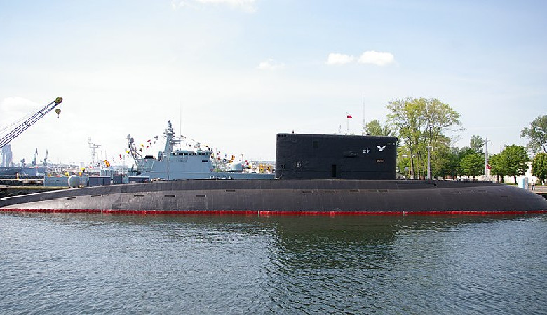 ORP Orzeł do remontu