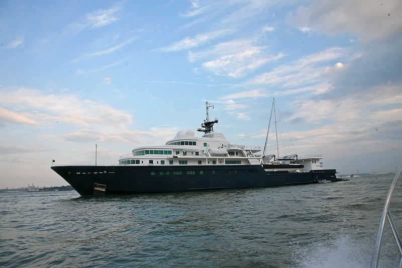 john mccaw jr yacht