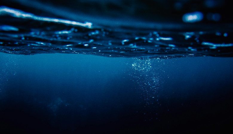 Ciemny tlen z głębin oceanu
