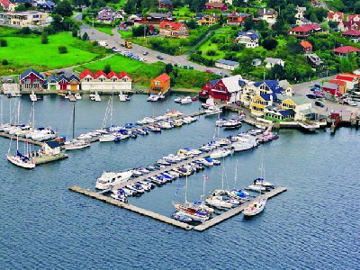 Hjellestad Marina